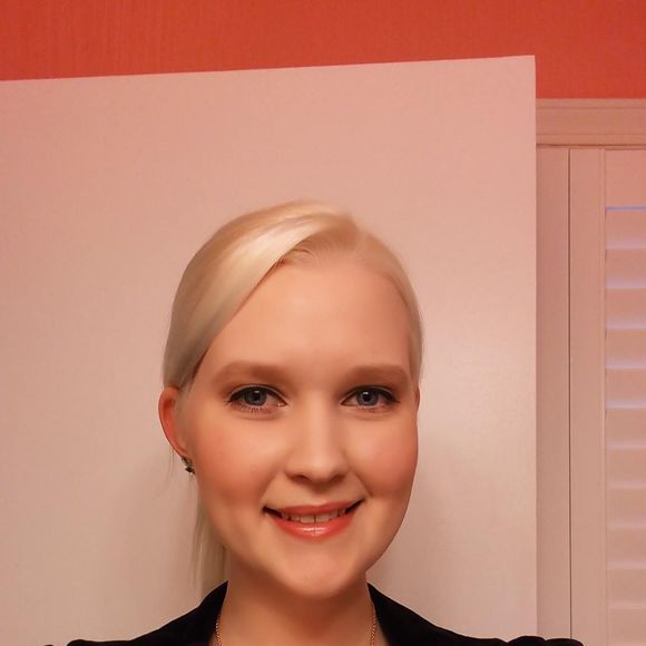 Meet Posh Ambassador, Rebecca - Picture 2 of 6